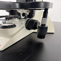 Leica DM2700 M Upright Microscope image 3